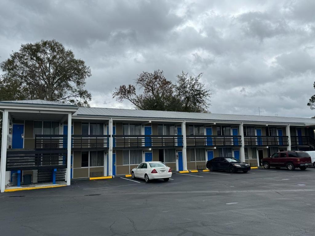 Midtown Lodge Jacksonville Exterior photo